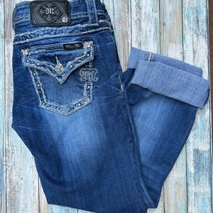 Miss Me Cuffed Capri Signature Pocket like NEW